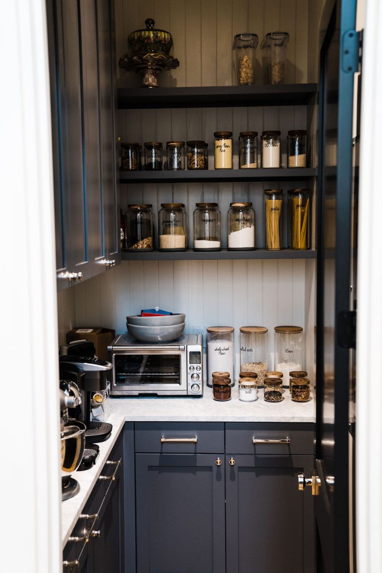 Vashon Modern Farmhouse