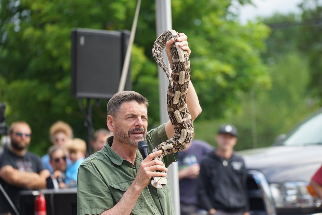 Snake-guy